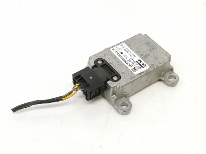 Hyundai H-1, Starex, Satellite (2007 - 2013) 956914H000 Датчик ускорения — фото 2