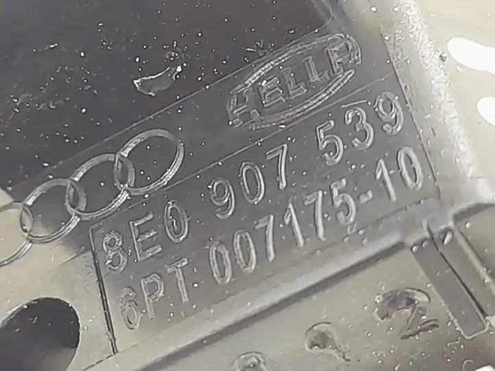 Audi A4 S4 B7 8E 8H (2004 - 2009) 8E0907539 Датчик света — фото 3
