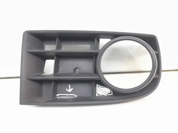 Volkswagen Golf V (2003 - 2009) 1K0853666C Нижняя решетка переднего бампера — фото 1