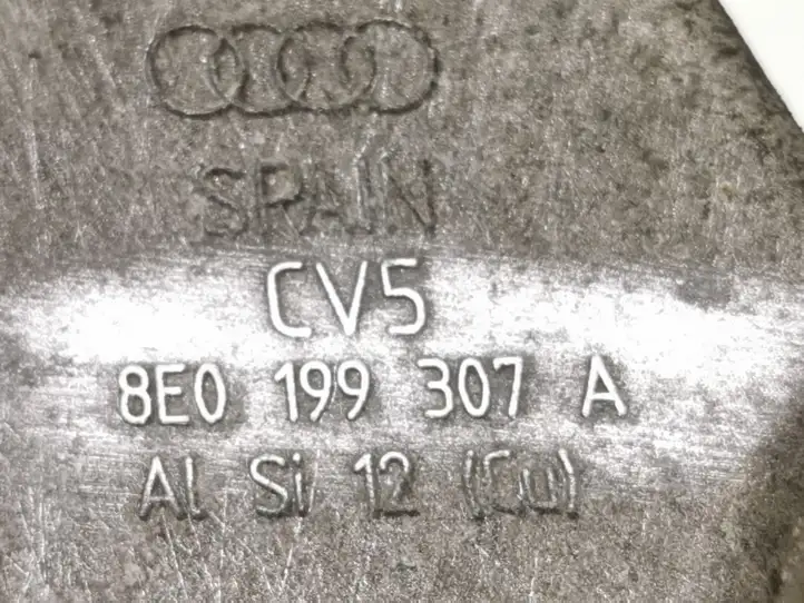 Audi A4 S4 B6 8E 8H (2000 - 2006) 8E0199307A Кронштейн двигателя — фото 4