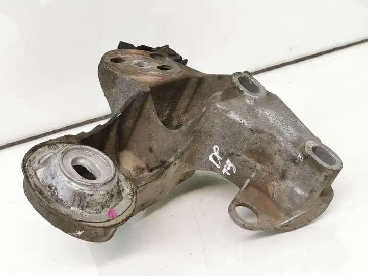Audi A4 S4 B6 8E 8H (2000 - 2006) 8E0199352F Кронштейн двигателя — фото 4