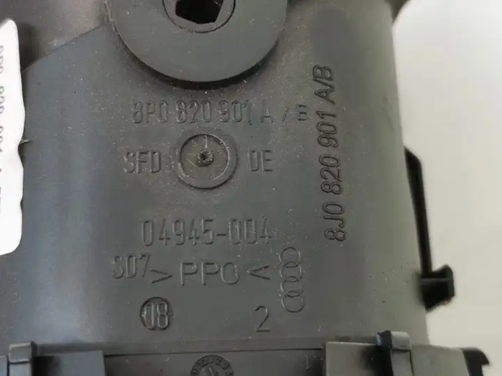 Audi A3/S3 8P (2004 - 2008) 8P0820901A5PR Боковой воздушный дефлектор — фото 2