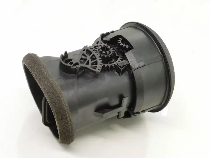 Audi A3/S3 8P (2004 - 2008) 8P0820901A5PR Боковой воздушный дефлектор — фото 3