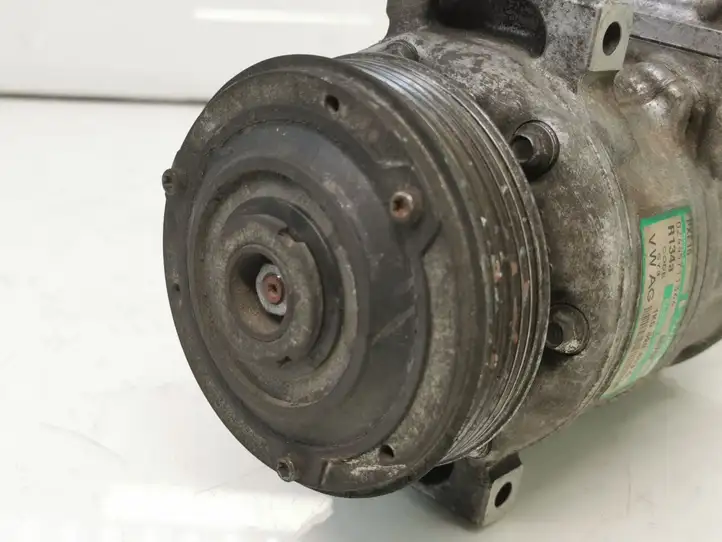 Volkswagen Golf V (2003 - 2009) 1K0820803G Компрессор (насос) кондиционера воздуха — фото 2