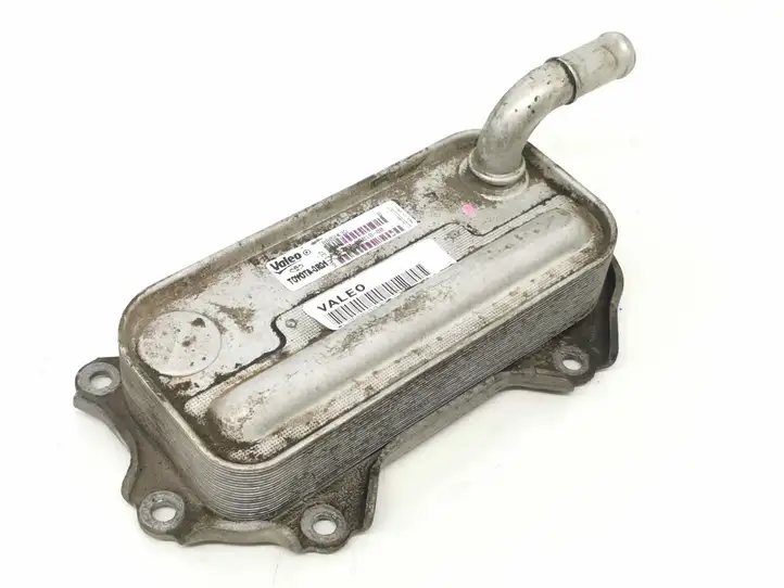 Toyota Avensis T250 (2006 - 2009) 880243D Кронштейн масляного фильтра — фото 1