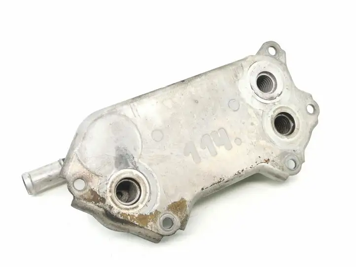 Toyota Avensis T250 (2006 - 2009) 880243D Кронштейн масляного фильтра — фото 3