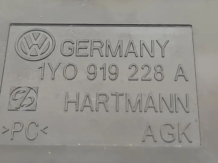 Volkswagen Touran I (2003 - 2010) 1Y0919228A Включатель надувной подушки для пассажира — фото 4