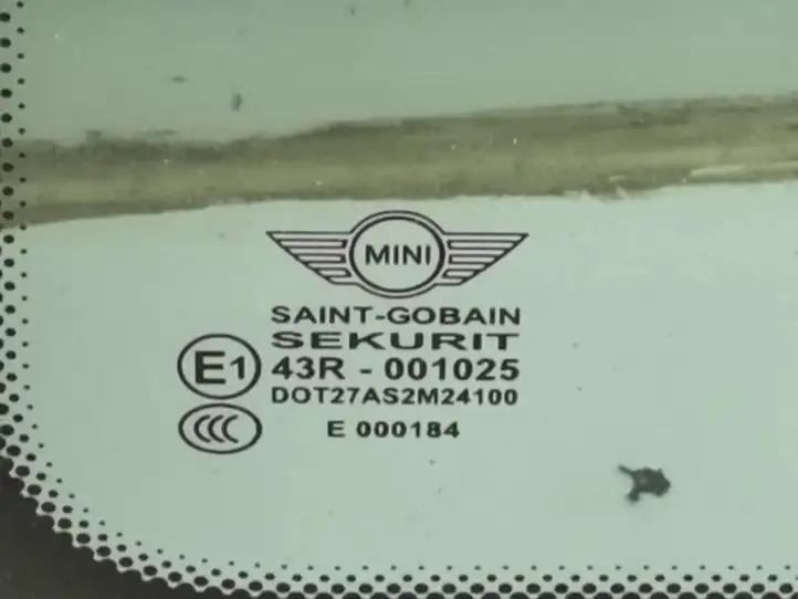 Mini One Cooper R50-53 (2000 - 2012) Заднее боковое стекло — фото 2