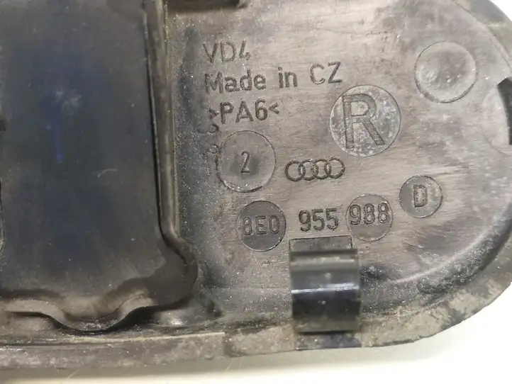 Audi A4 S4 B6 8E 8H (2000 - 2006) 8E0955988D Форсунка омывателя лобового стекла — фото 4