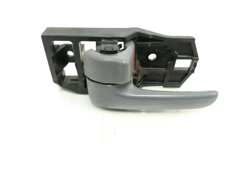 Toyota RAV 4 (XA20) (2000 - 2005) 8920630150 Внутренняя ручка двери — фото 1