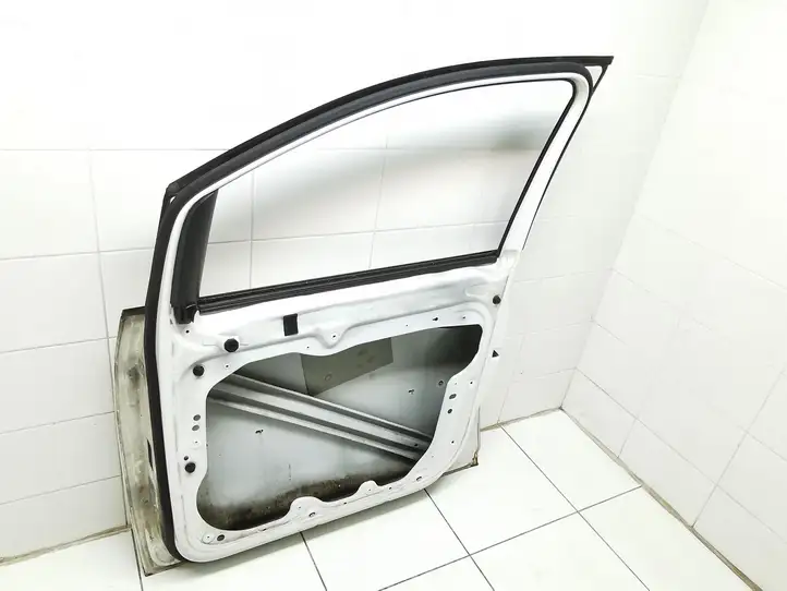 Volkswagen Touran I (2003 - 2010) Дверь — фото 9