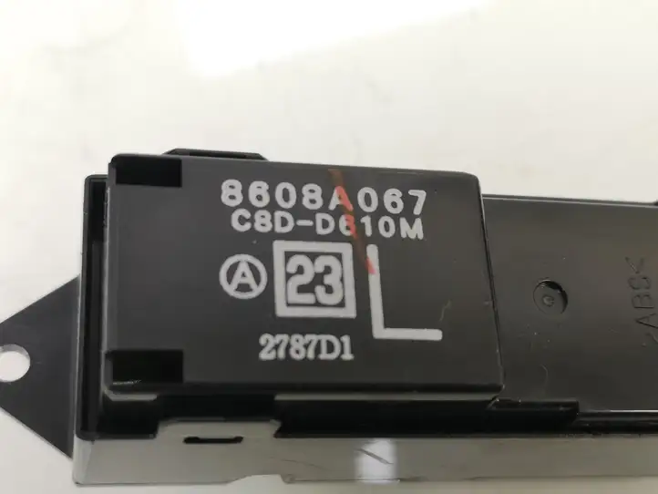 Mitsubishi Lancer VIII (2007 - 2011) 8608A067 Кнопка стеклоподъемников — фото 4