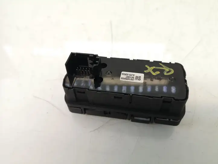 Opel Vectra C (2002 - 2005) 09185952 Блок кнопок стеклоподъемников — фото 3