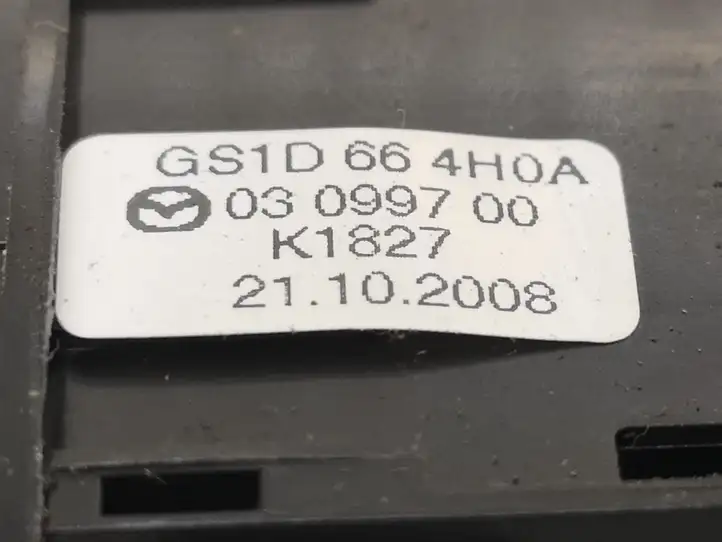 Mazda 6 (2009 - 2012) GS1D664H0A Включатель аварийных фонарей — фото 3