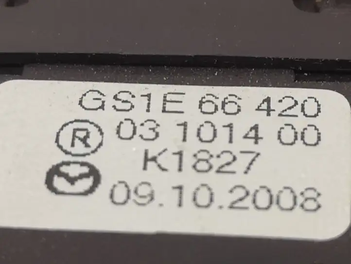Mazda 6 (2009 - 2012) GS1E66420 Включатель обогрева — фото 4