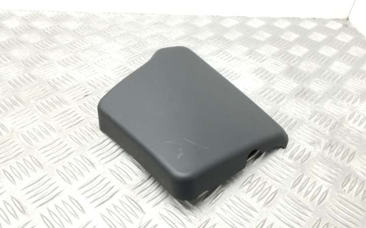 Audi Q5 (2008 - 2012)  8R0945425A Деталь заднего фонаря