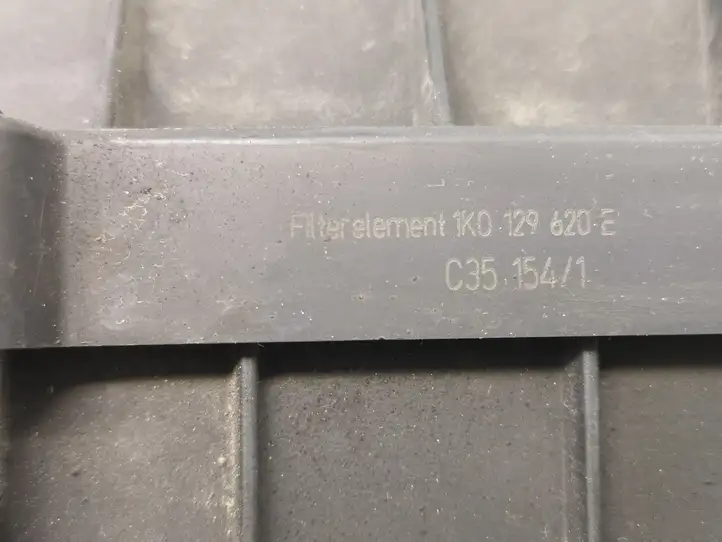 Skoda Octavia Mk2 (1Z) (2004 - 2013) 3C0129607BE Корпус воздушного фильтра — фото 5