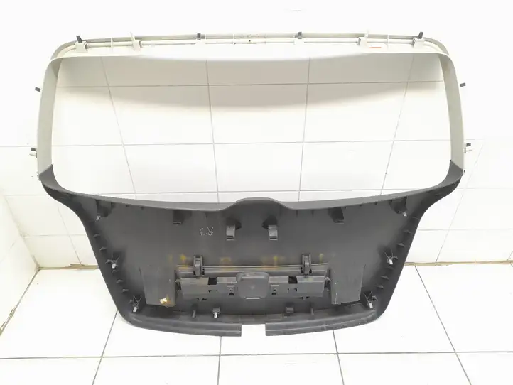 Volkswagen Touran I (2003 - 2010) 1T0867601F Комплект обшивки крышки багажника — фото 7