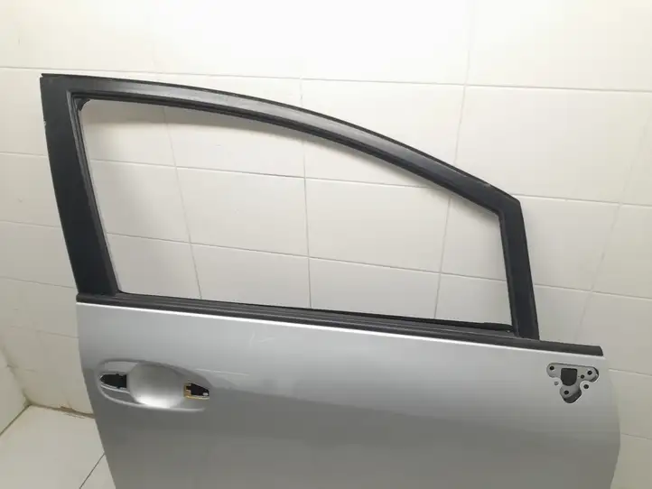 Toyota Verso (2012 - 2015) Дверь — фото 8