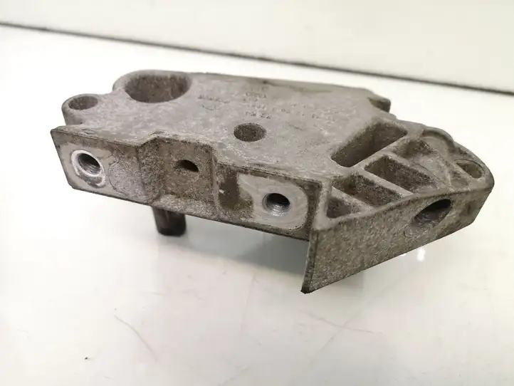 Audi A3/S3 8P (2004 - 2008) 06F199207Q Кронштейн двигателя — фото 1