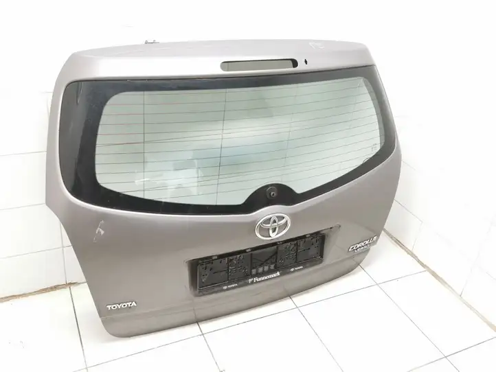 Toyota Corolla Verso E121 (2004 - 2007) Крышка багажника — фото 1