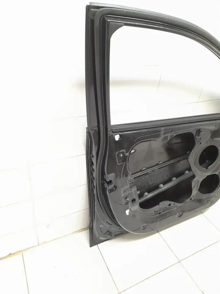Hyundai ix35 (2009 - 2013) Дверь — фото 2