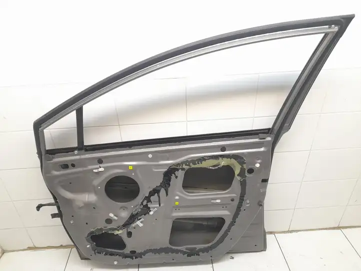Toyota Corolla Verso E121 (2004 - 2007) Дверь — фото 6