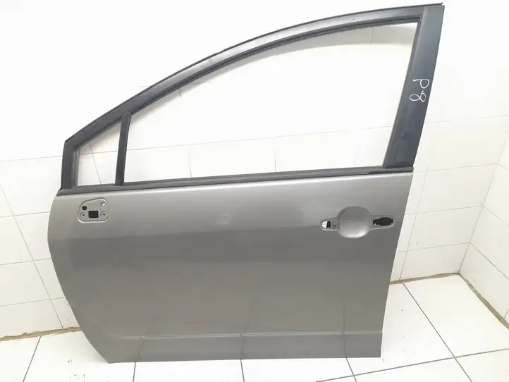 Toyota Corolla Verso E121 (2004 - 2007) Дверь — фото 3