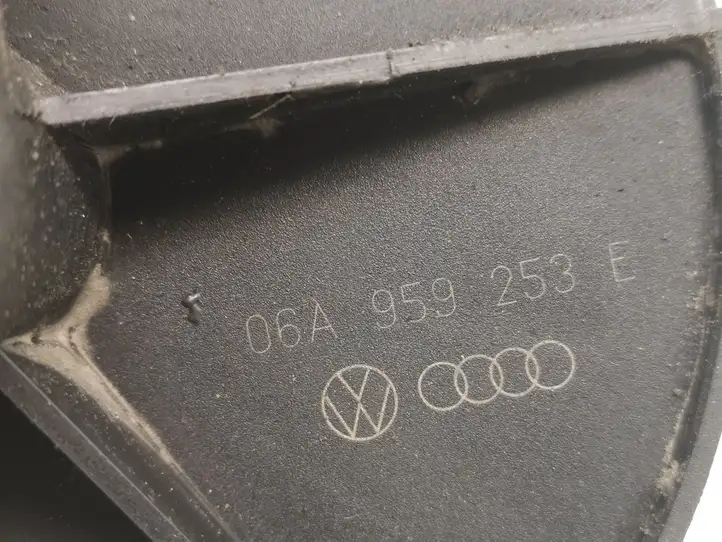 Audi A3/S3 8P (2004 - 2008) 06A959253E Насос вторичного воздуха — фото 5