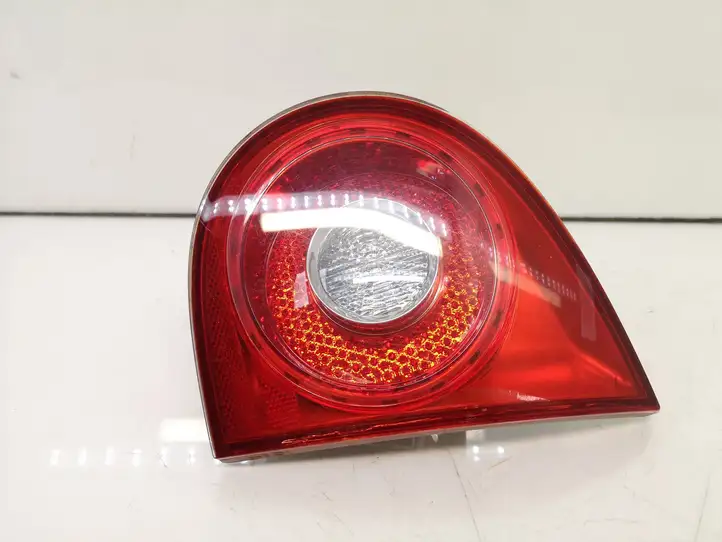 Volkswagen Golf V (2003 - 2009) 1K6945094J Задний фонарь в крышке багажника — фото 1