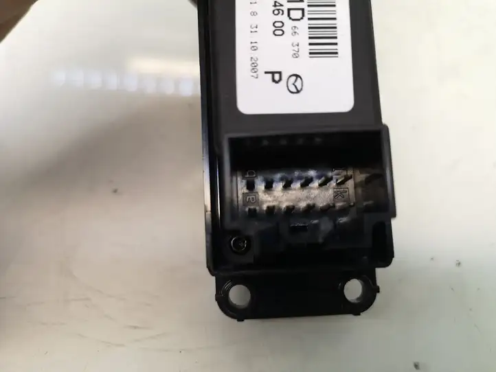 Mazda 6 (2005 - 2007) GS1D66370 Кнопка стеклоподъемников — фото 3