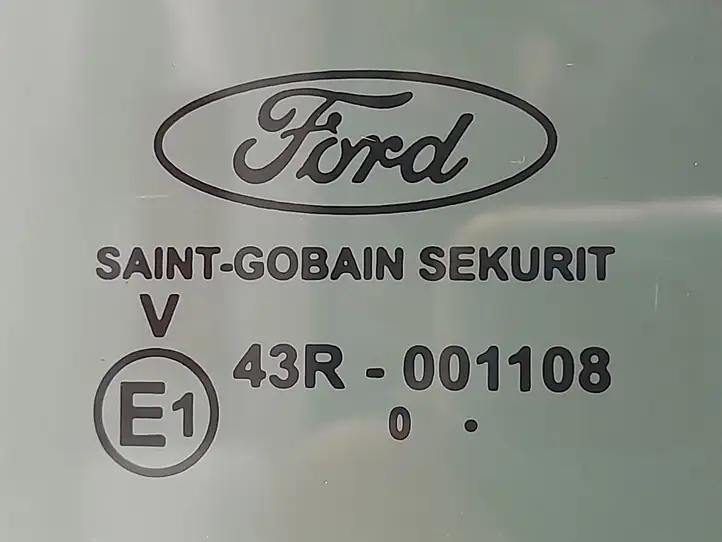 Ford Focus (2011 - 2015) Стекло задней двери — фото 2