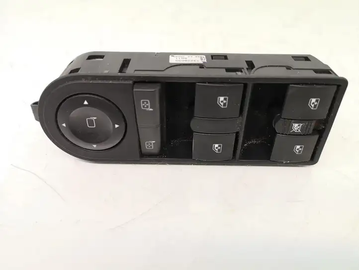 Opel Zafira B (2003 - 2006) 13228699 Блок кнопок стеклоподъемников — фото 1