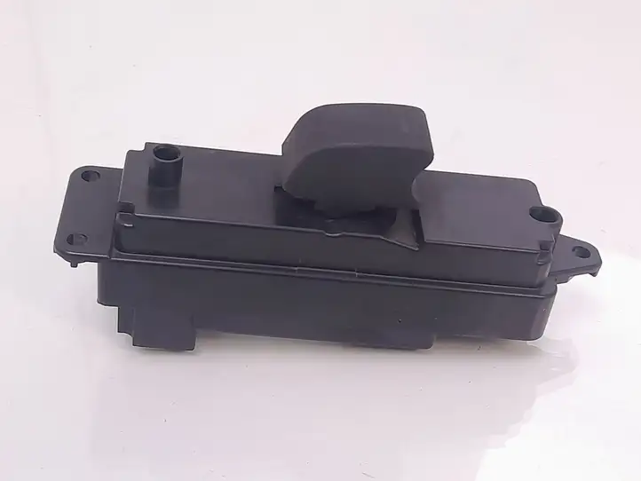 Mazda 6 (2005 - 2007) GS1D66380 Кнопка стеклоподъемников — фото 1
