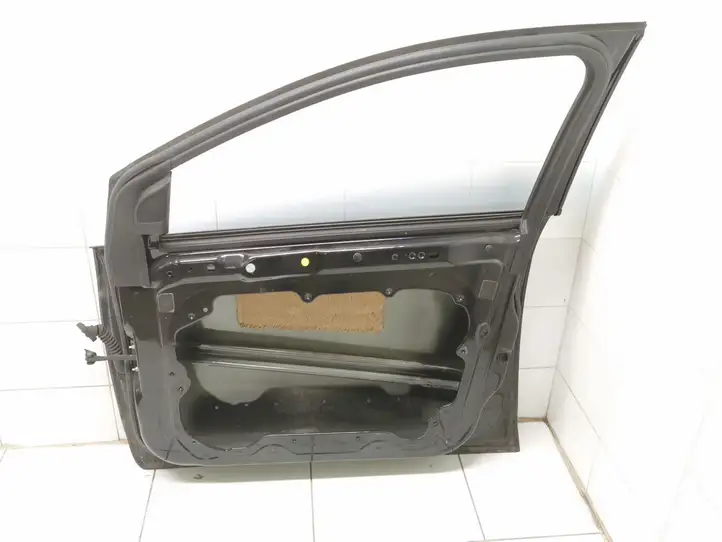 Ford Focus (2011 - 2015) Дверь — фото 8