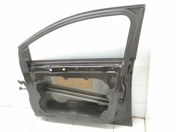 Ford Focus (2011 - 2015) Дверь — фото 10