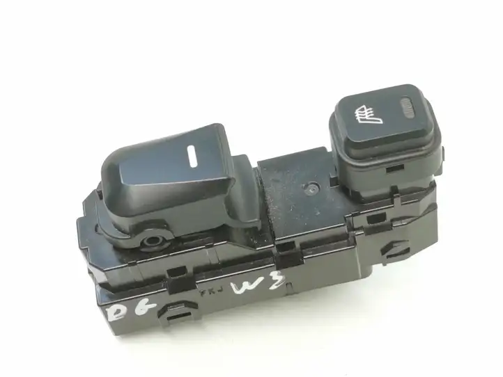 Hyundai ix35 (2009 - 2013) 3835311310 Блок кнопок стеклоподъемников — фото 3
