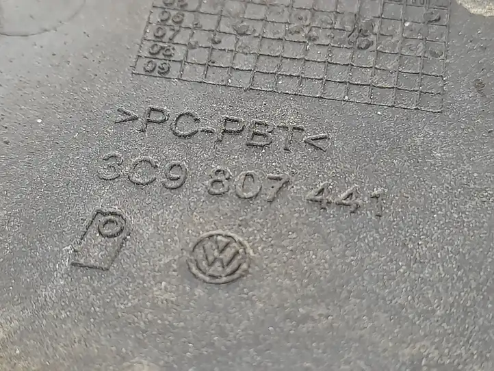 Volkswagen PASSAT B6 (2005 - 2010) 3C9807441 Заглушка буксировочной петли — фото 4