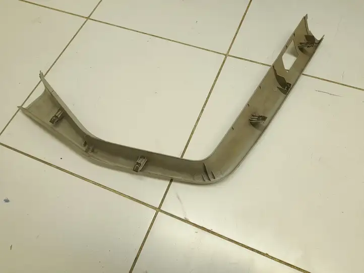 Suzuki Grand Vitara I (1998 - 2005) 8377165D1 Комплект обшивки крышки багажника — фото 5