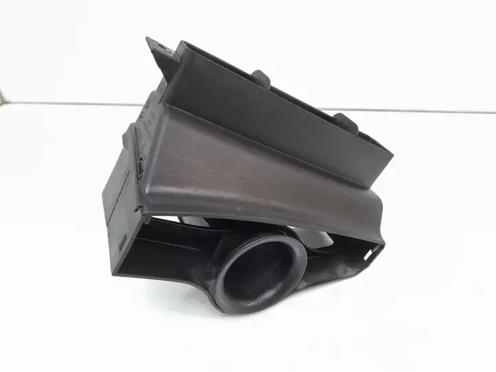 Audi A3/S3 8P (2004 - 2008) 1K0805962 Детали воздухозаборника — фото 4