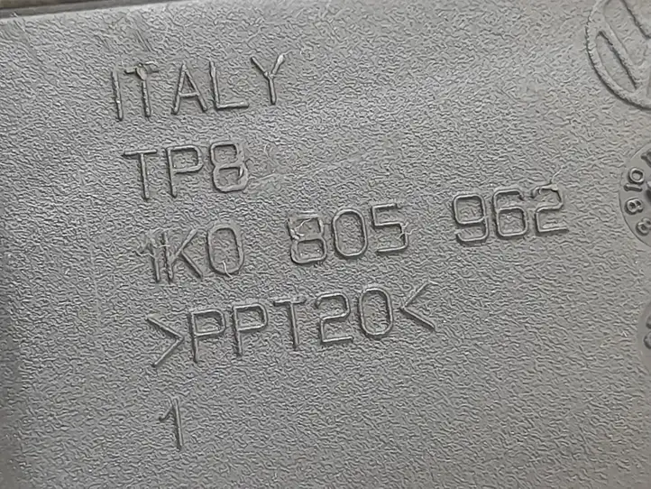 Audi A3/S3 8P (2004 - 2008) 1K0805962 Детали воздухозаборника — фото 7