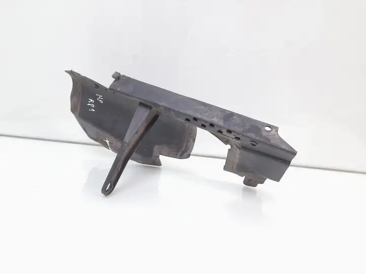 Audi A3/S3 8P (2004 - 2008) 8P4121283B Дефлектор воздуха — фото 2