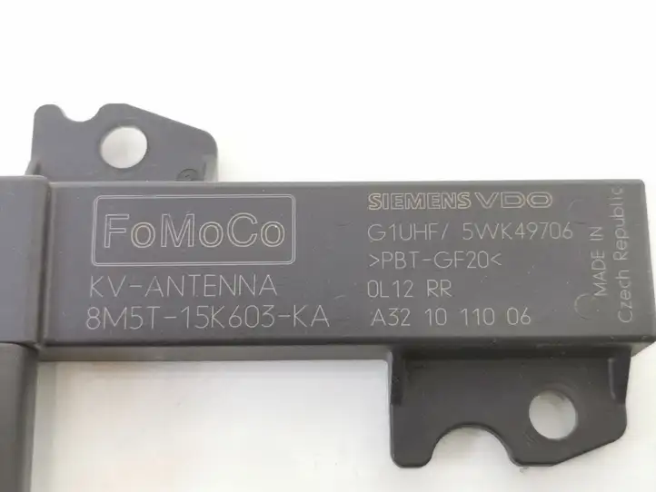 Ford Focus (2011 - 2015) 8M5T15K603KA Усилитель антенны — фото 2