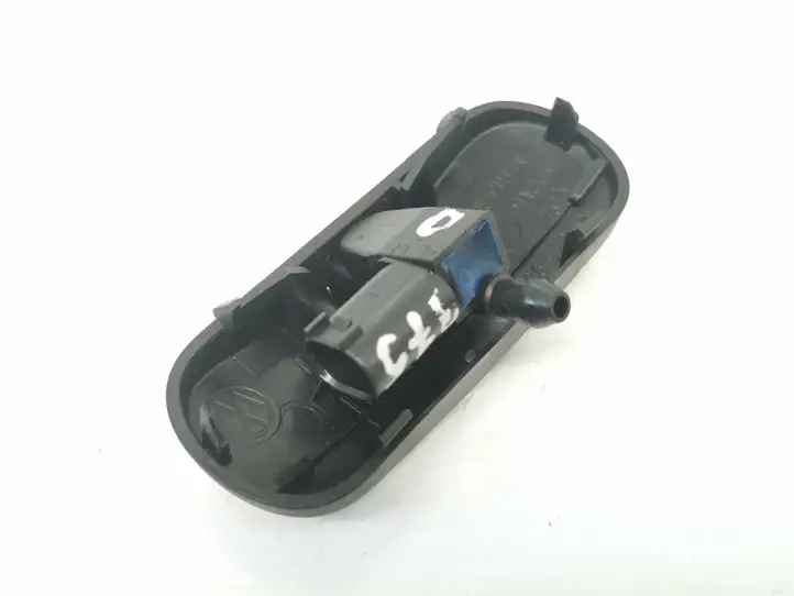Volkswagen Golf V (2003 - 2009) 1T0955986 Форсунка омывателя лобового стекла — фото 3