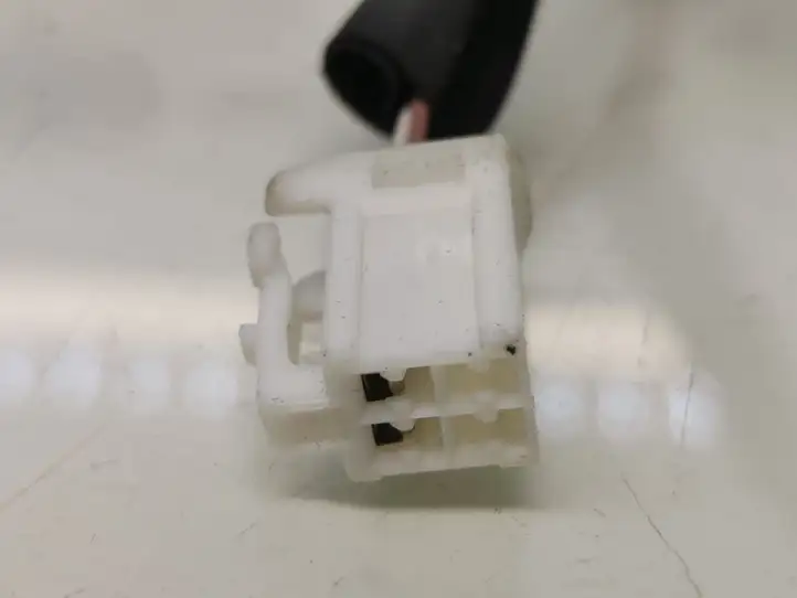 Toyota Yaris (2005 - 2009) 821850D090 Жгут проводов крышки багажника — фото 4