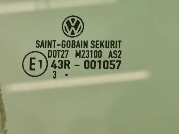Volkswagen Golf V (2003 - 2009) Стекло задней двери — фото 2