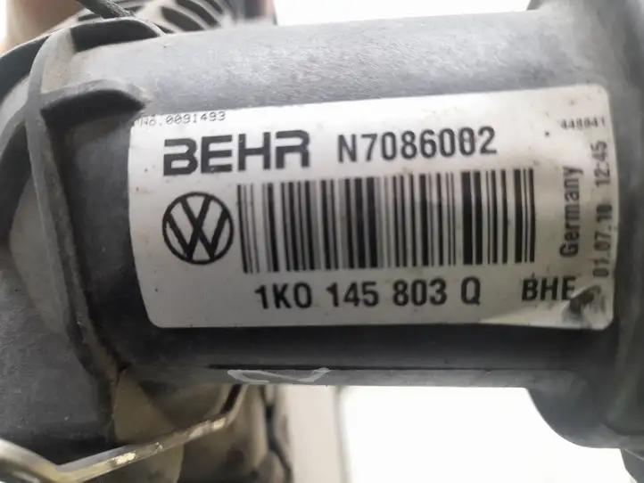 Volkswagen Touran I (2003 - 2010) 1K0145803Q Интеркулер — фото 8