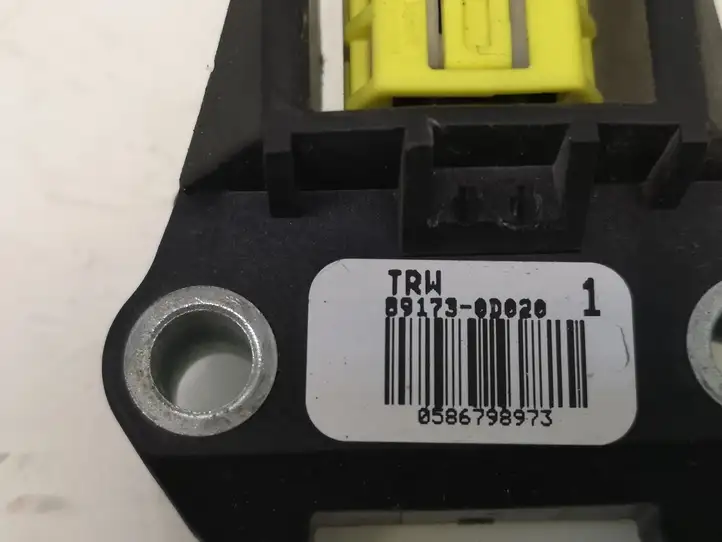Toyota Yaris (2005 - 2009) 991730D020 Датчик удара SRS — фото 2