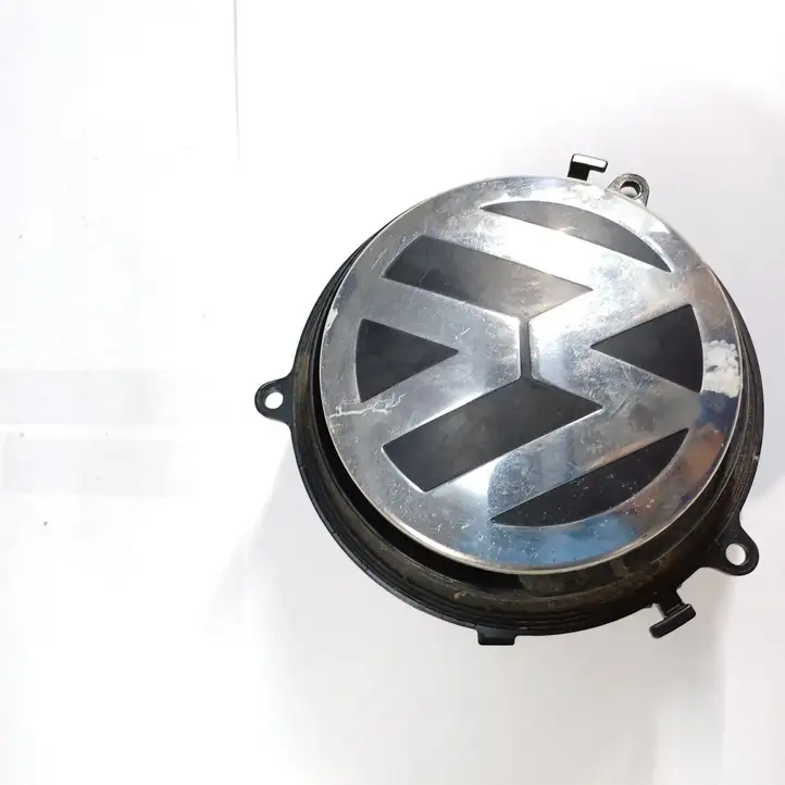Volkswagen Golf V (2003 - 2009) 1K0827469D Ручка крышки багажника — фото 1