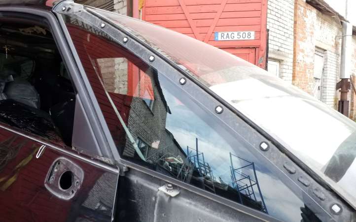 Opel Zafira (2008 - 2014)  43R000262 Треугольное стекло в передней части кузова